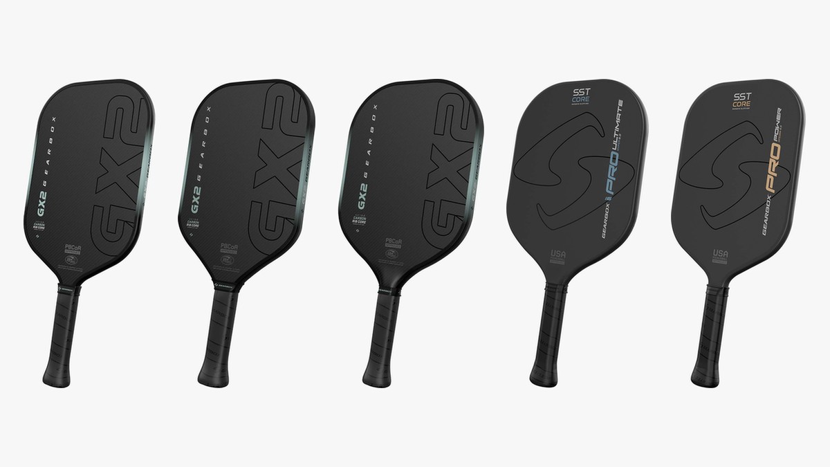 Ba mẫu GX2 Elongated, Integra XL, Hyper đặt cạnh Pro Ultimate Hyper và Pro Power Integra